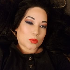 Meet your Posher, Nilsa